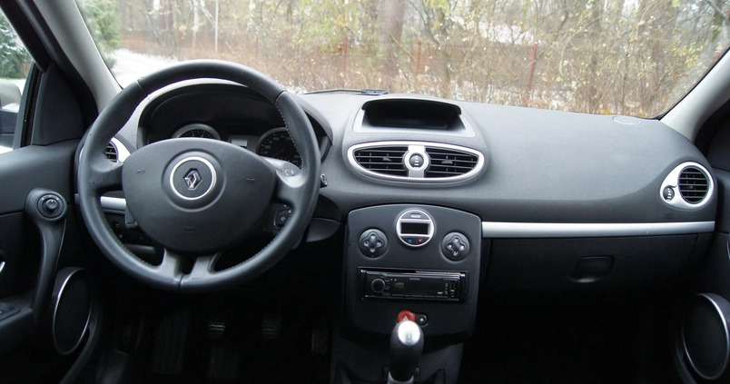 Renault Clio cena 16900 przebieg: 168000, rok produkcji 2009 z Lubań małe 277